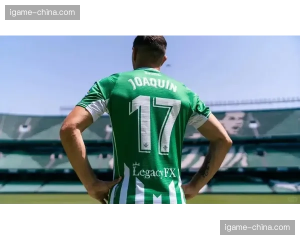 老将的坚持:38岁的华金在贝蒂斯主场完成职业生涯第600次联赛出场 老将的坚持:38岁的华金在贝蒂斯主场完成职业生涯第600次联赛出场