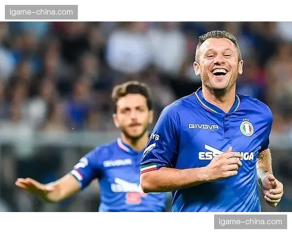 前意大利国脚卡萨诺在电视节目中批评阿莱格里：“他的足球正在扼杀意甲的观赏性”